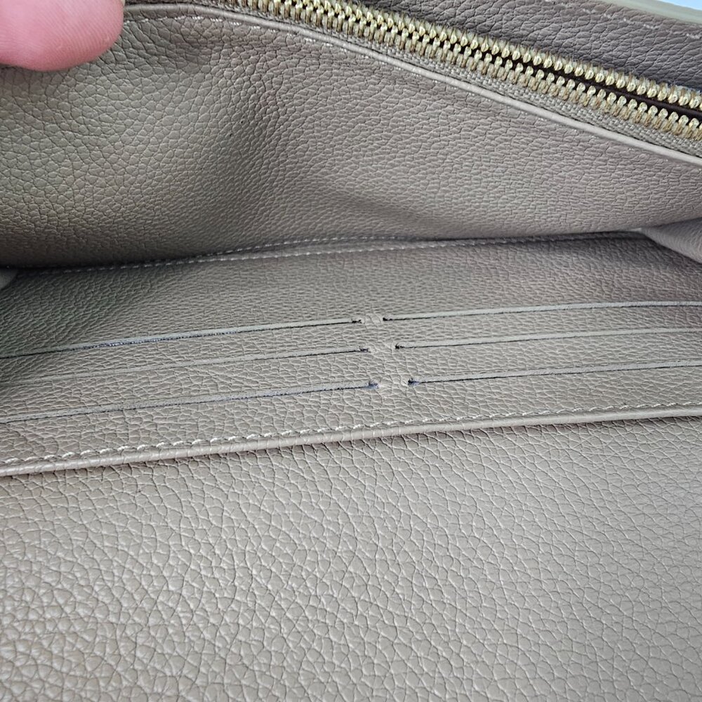 LOUIS VUITTON Bicolor Monogram Giant Sarah Wallet Tourterelle Gray Cream LV Bag - Picture 11 of 12